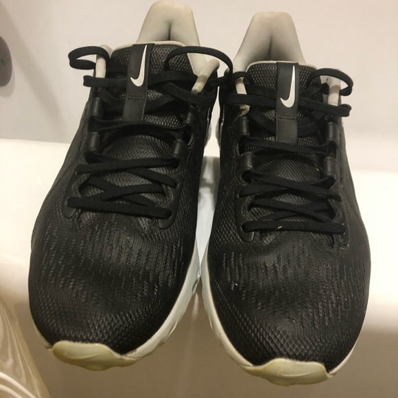 Nike golf shoes - Picture 2 of 4